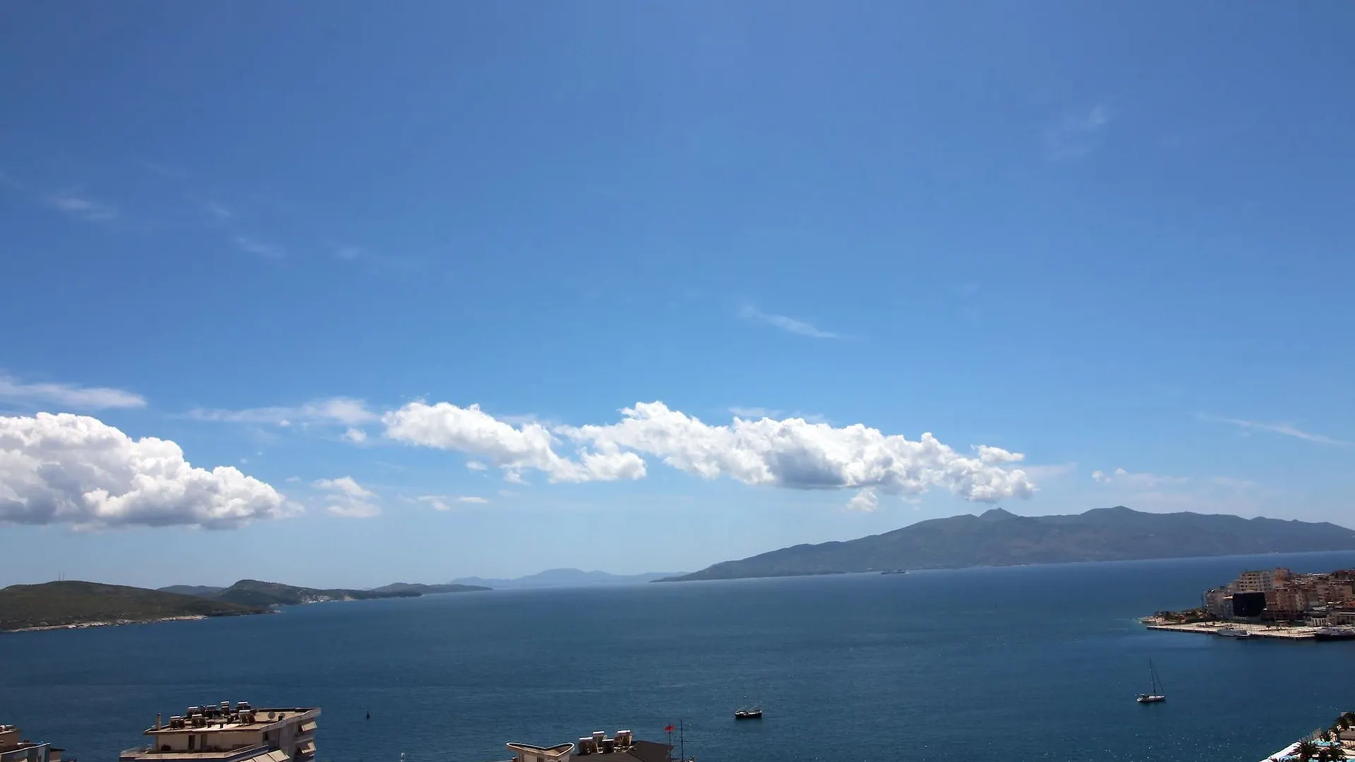 Olympia Hotel Saranda 3*,