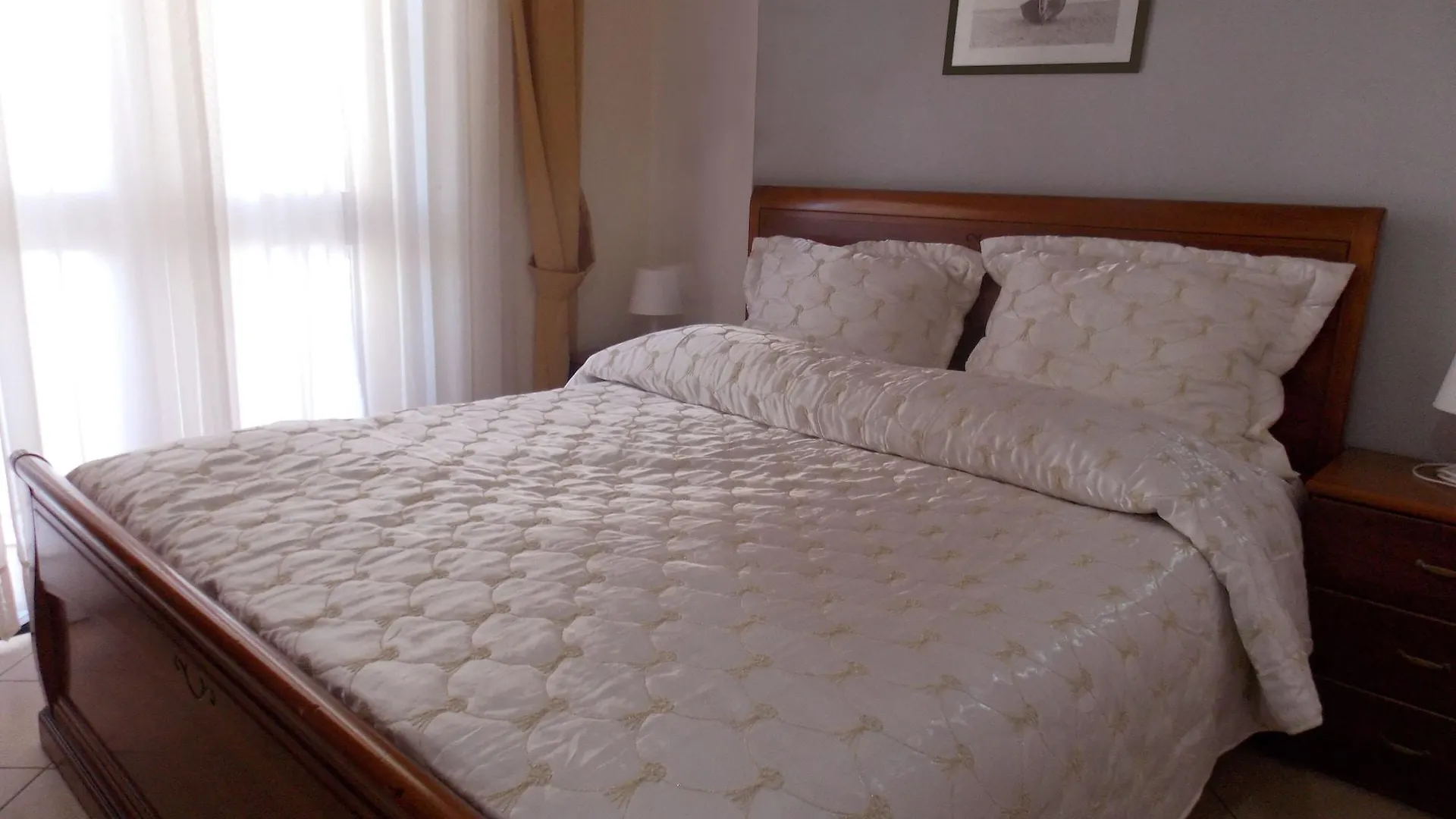 Olympia Hotel Saranda Albania