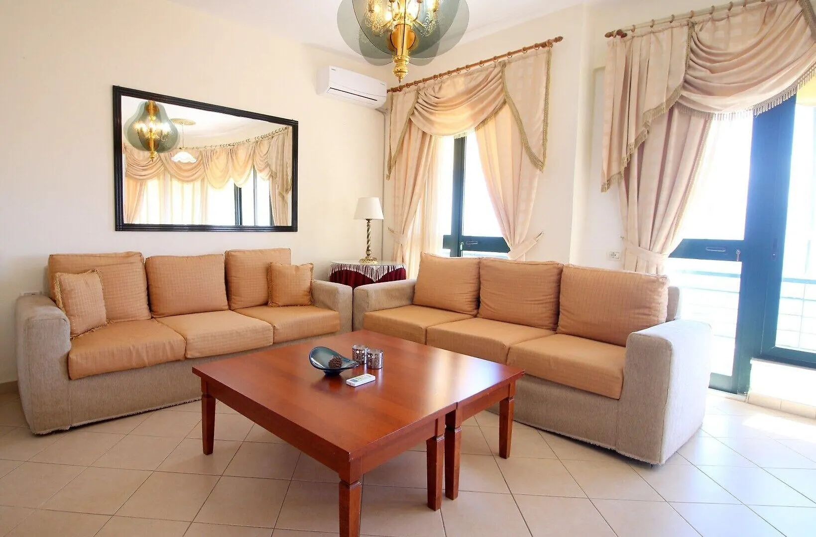 Olympia Hotel Saranda