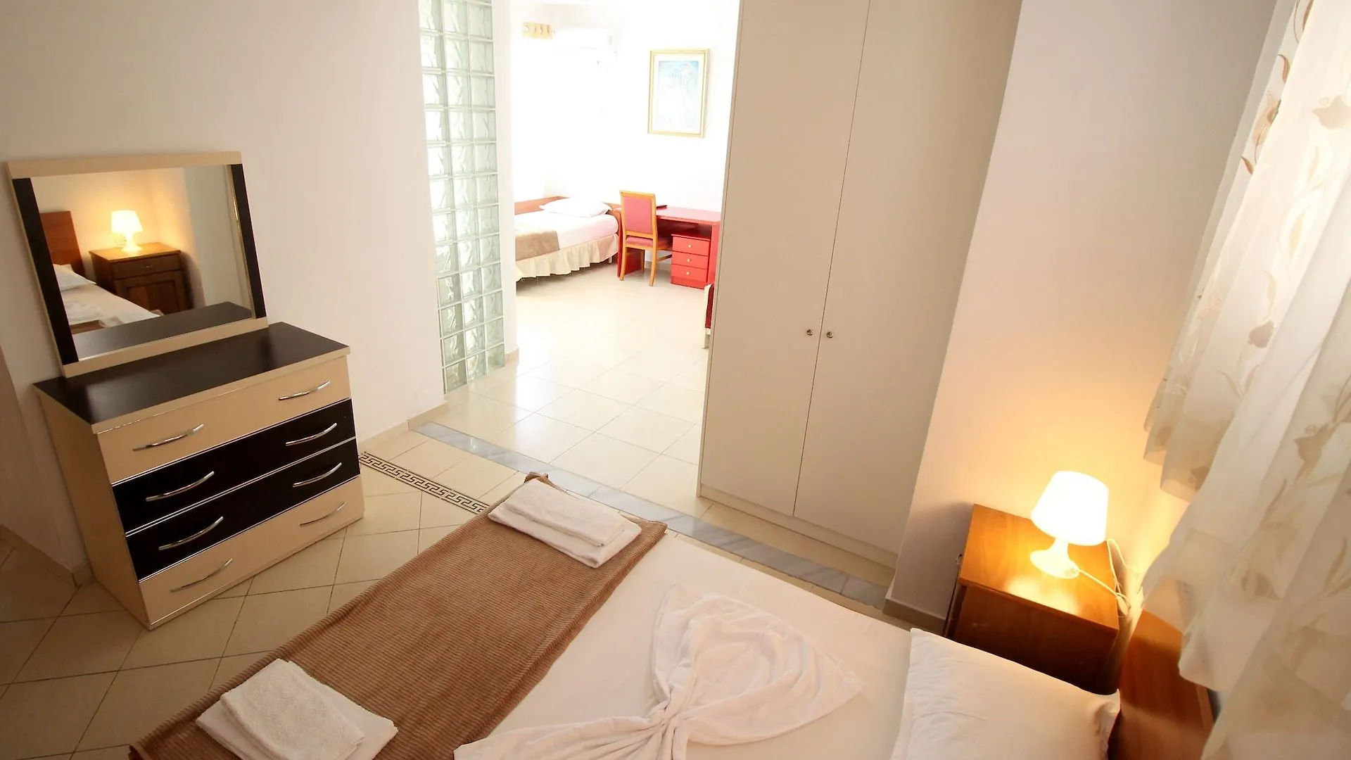 Olympia Hotel Saranda Albania