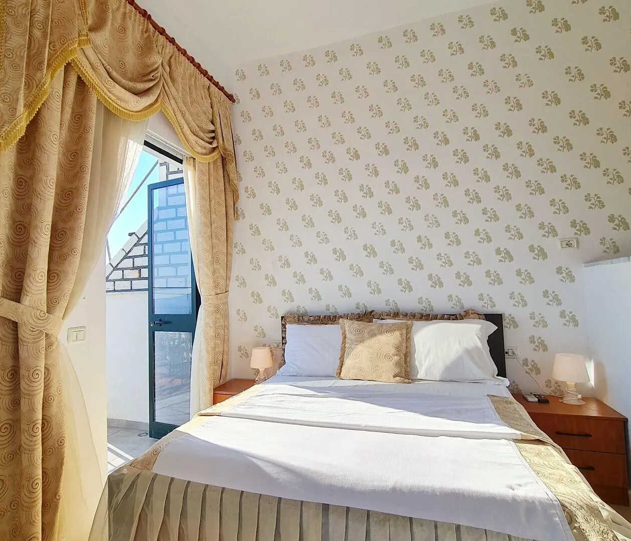 Olympia Hotel Saranda
